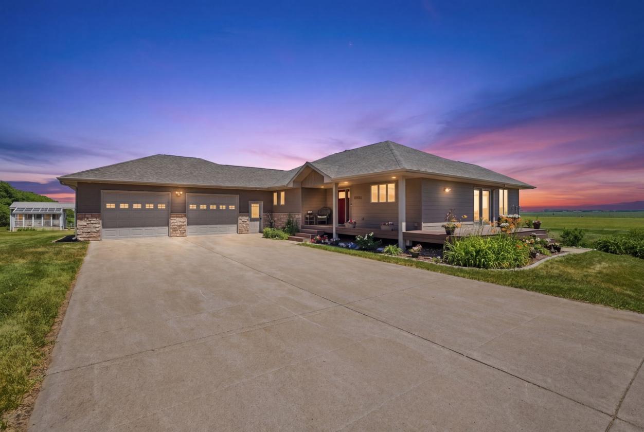 Stunning Views! Opportunities! Flexible Options! - photo 11