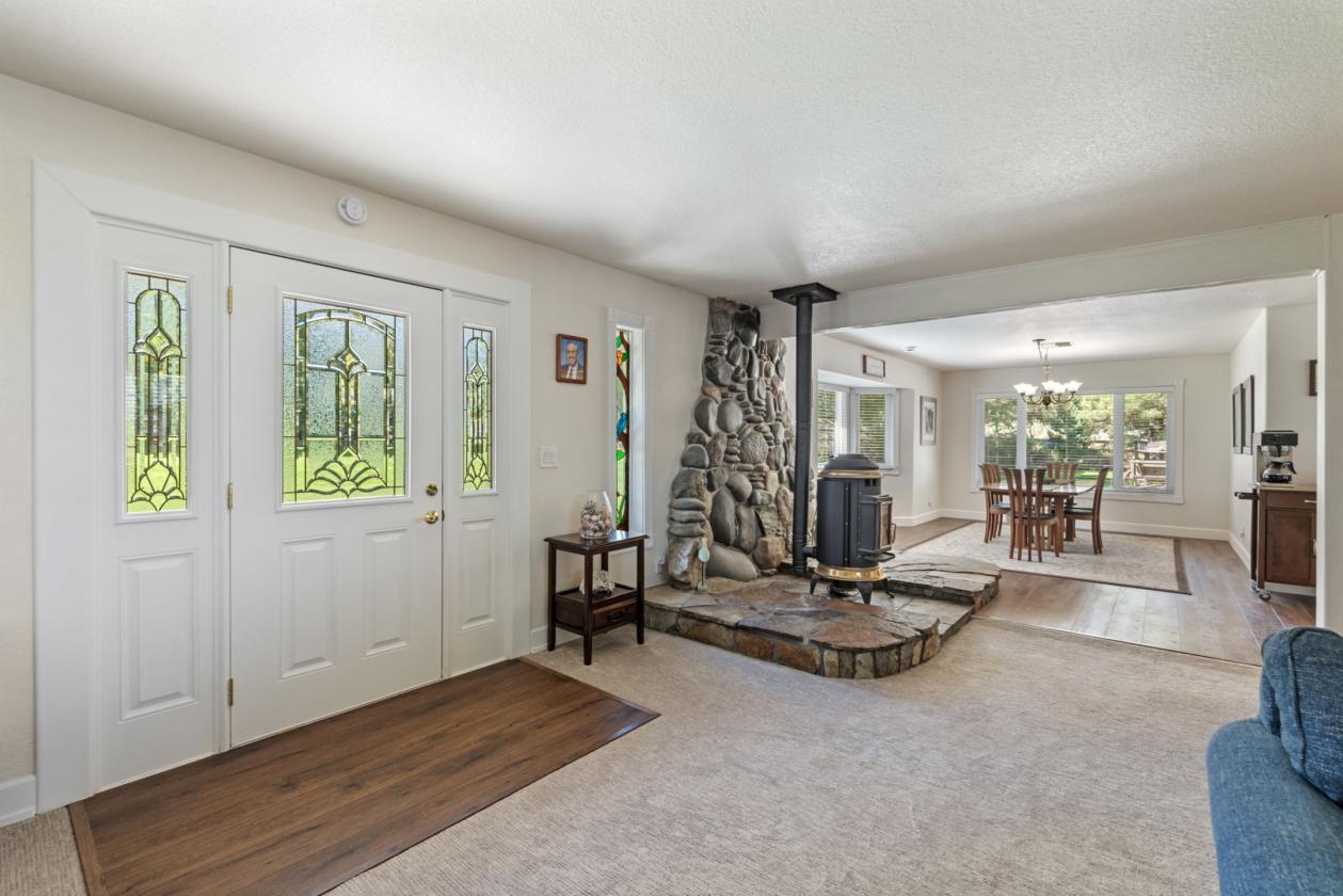 Equestrian Estate with 3-Stall Barn & Shop - photo 13