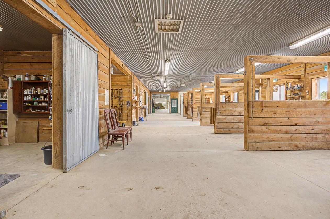 32-Stall Lakefront Equestrian Facility - photo 8