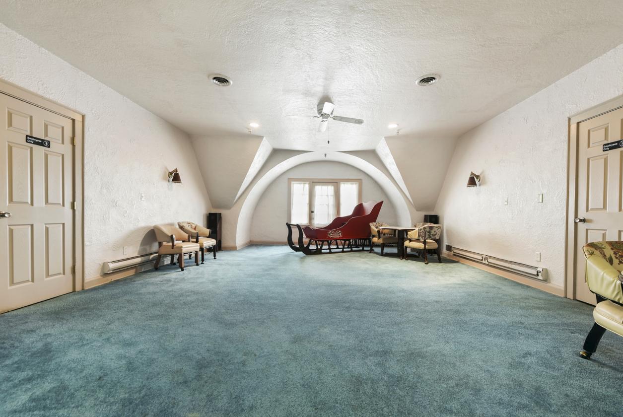 86 acres,  English Estate, Former Golf Course - photo 19