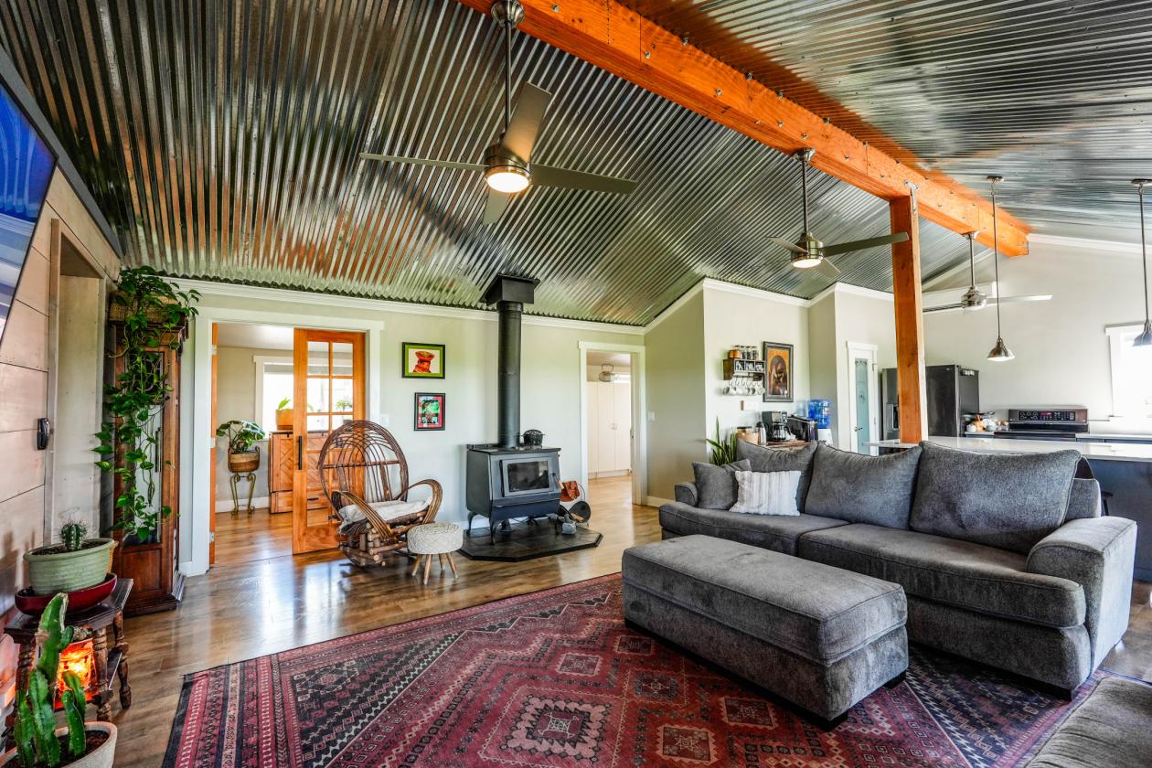 Endless opportunities on this 14+ acre property - photo 5