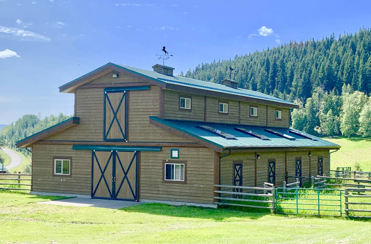 LIMESTONE MOUNTAIN RANCH HORSES, CATTLE, RECREATION Big Lake Ranch