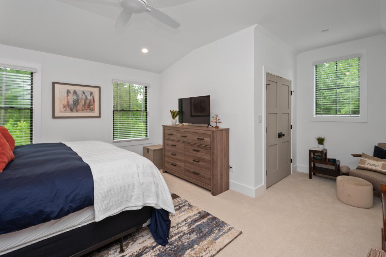 Blalock Lakes' Premier Equestrian Estate - photo 30