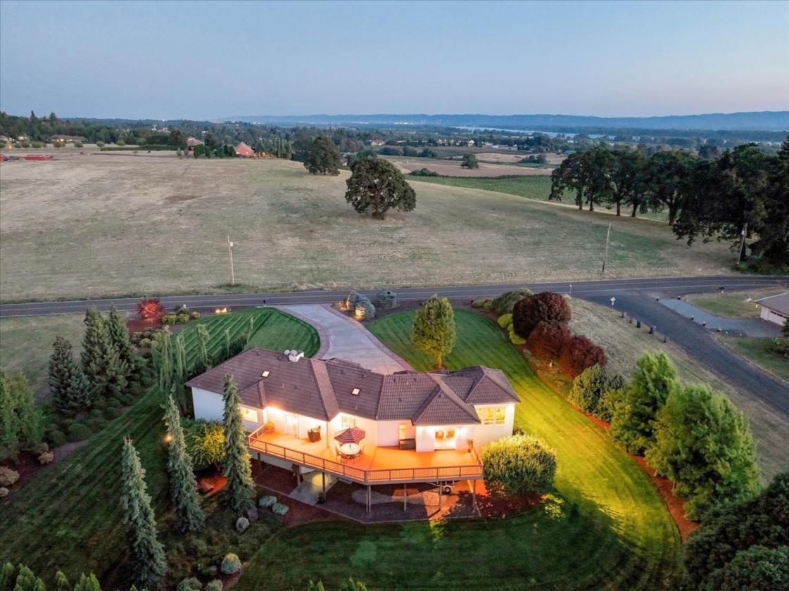 Custom Home on 7+ Acres in West Ridgefield - photo 28