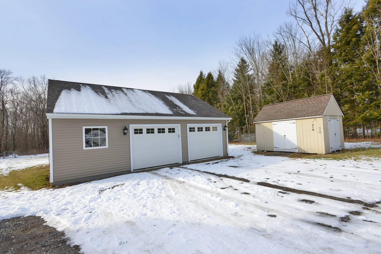 JUST SOLD !!! WONDERFUL POMFRET, CT ,HORSE PROPERTY Pomfret, Windham