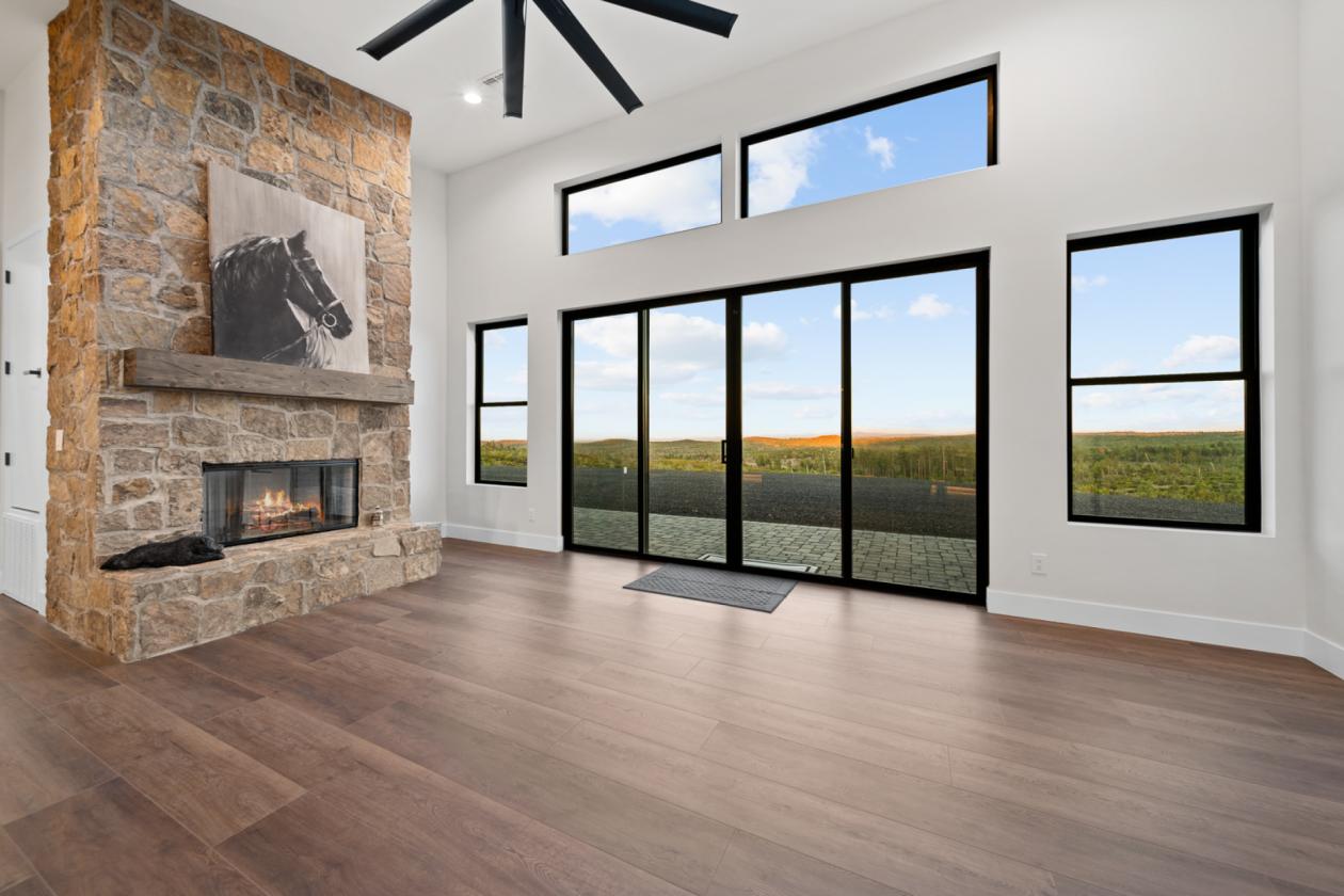 Brand New Luxury Build on 7.4 Acres - photo 8