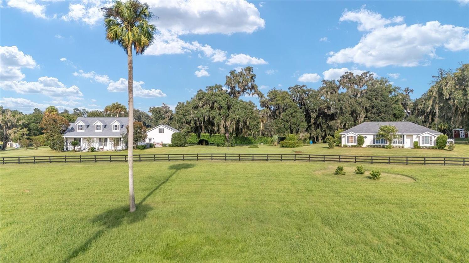 Dual-Residence Estate on 8+ Acres - photo 1
