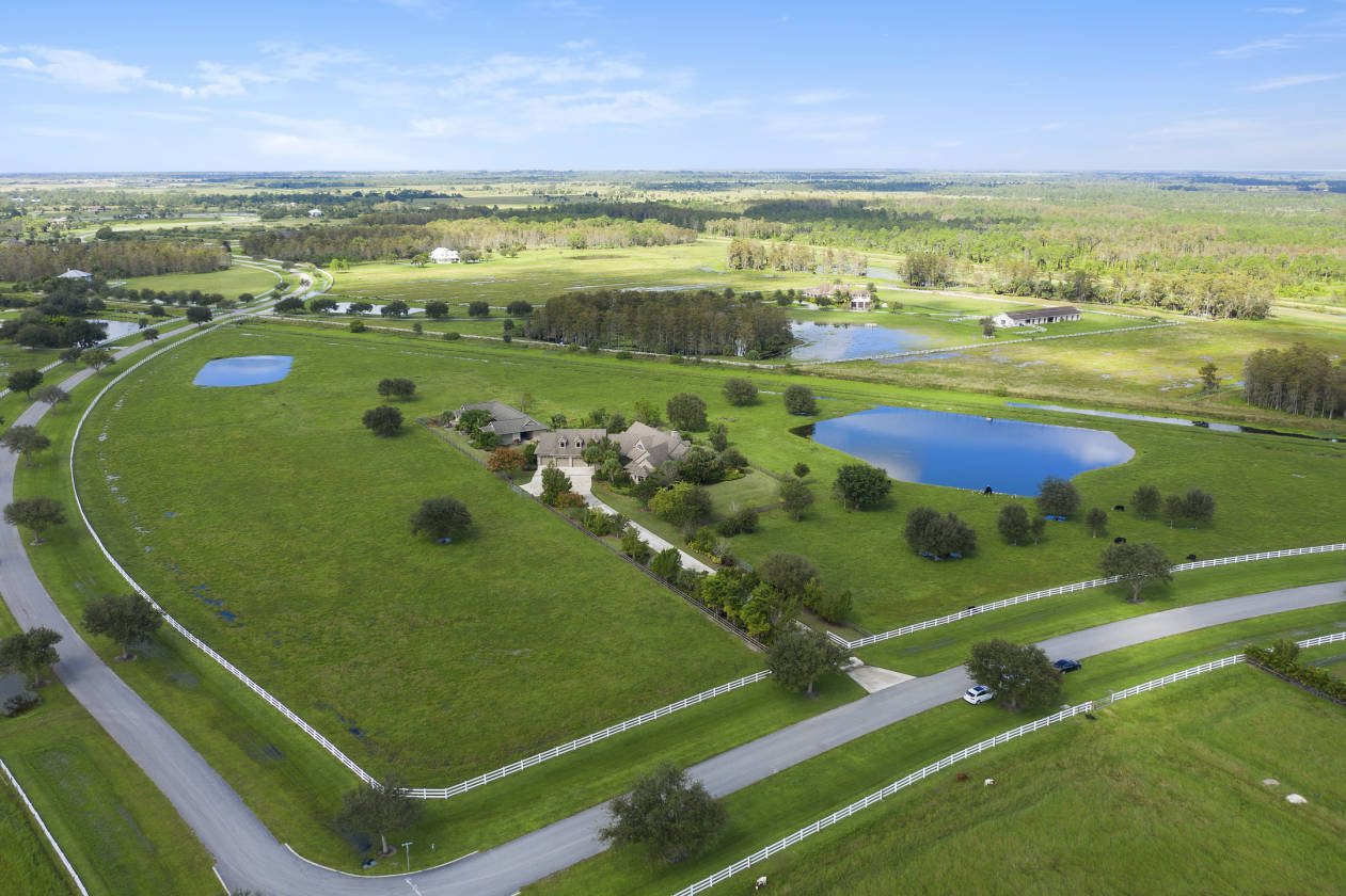 Horse Farm for sale WITH 6 STALL BARN Stuart, Martin County, Florida