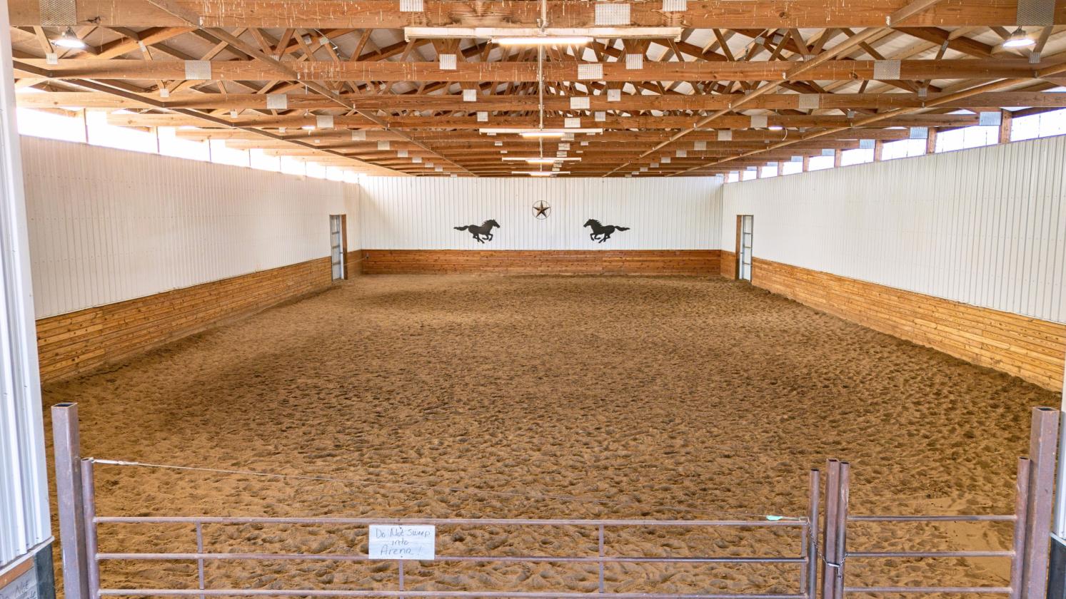 Income Producing Horse Boarding Facility - photo 5