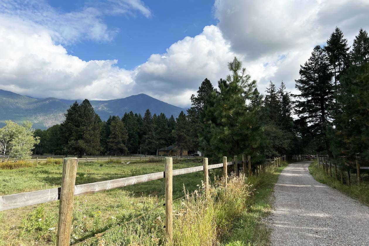 Horse Ranch Near Glacier National Park | Mountain Views! - photo 7
