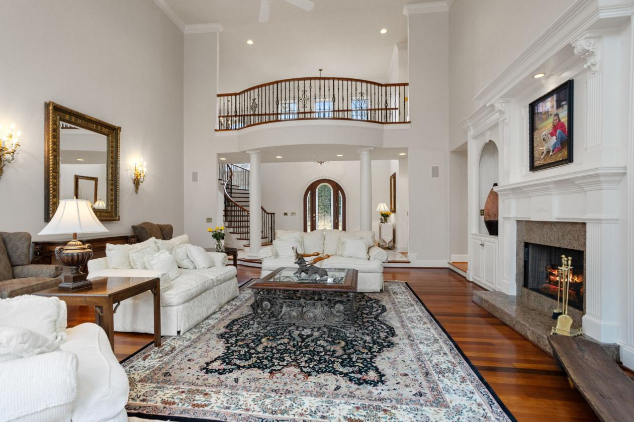 Exceptional Equestrian Estate - photo 7