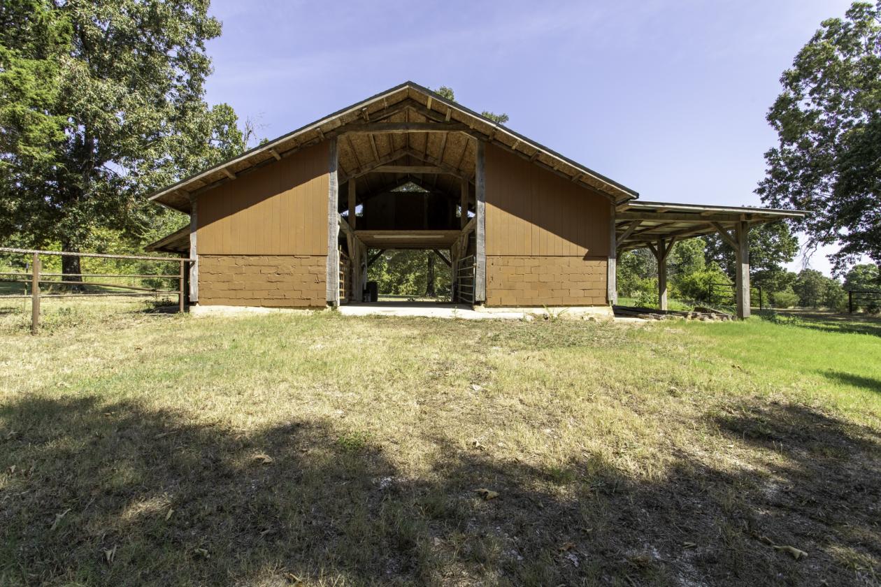 Luxury Timberframe Home with Horse Facilities - photo 8