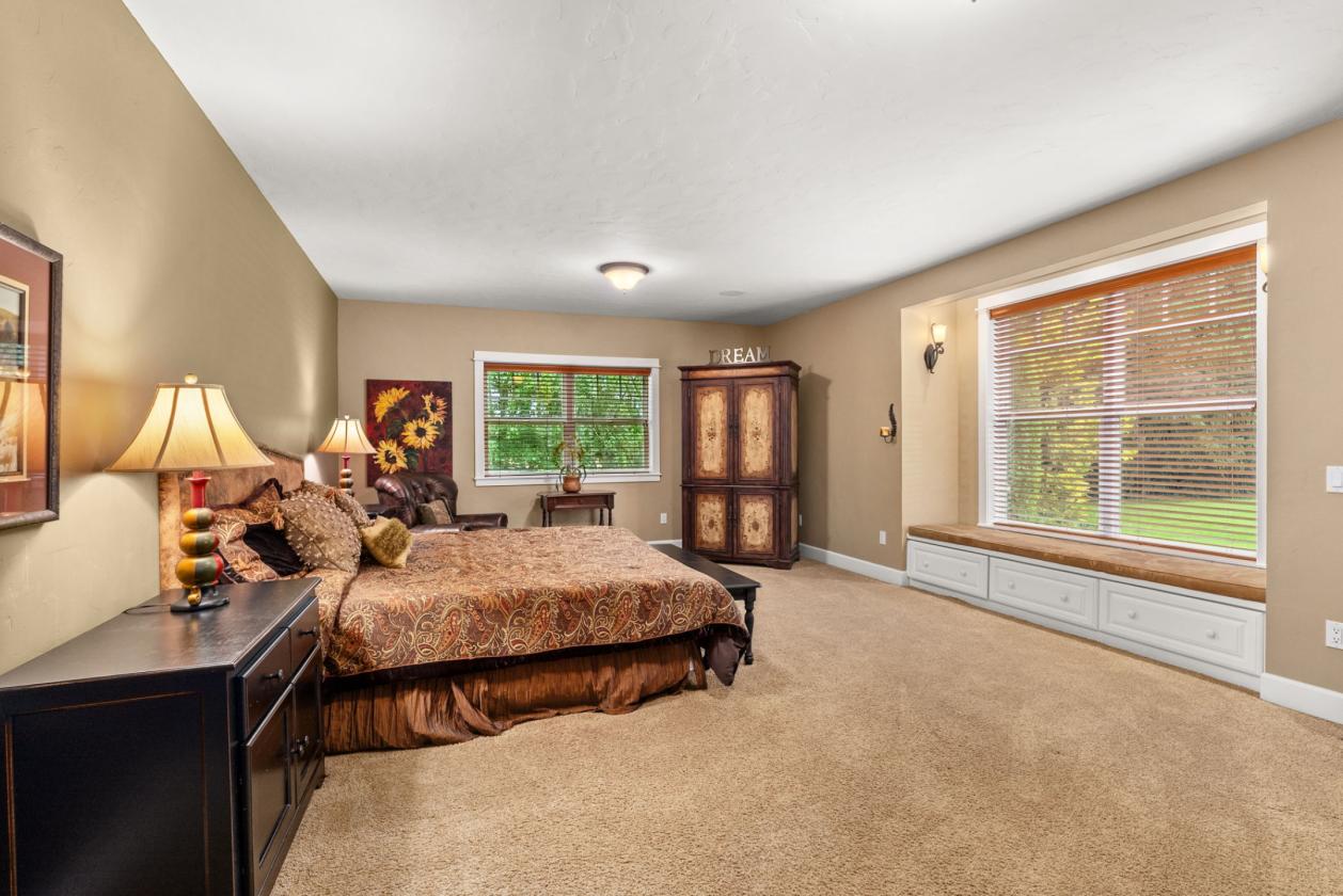 The Holiday Valley Estate - photo 10