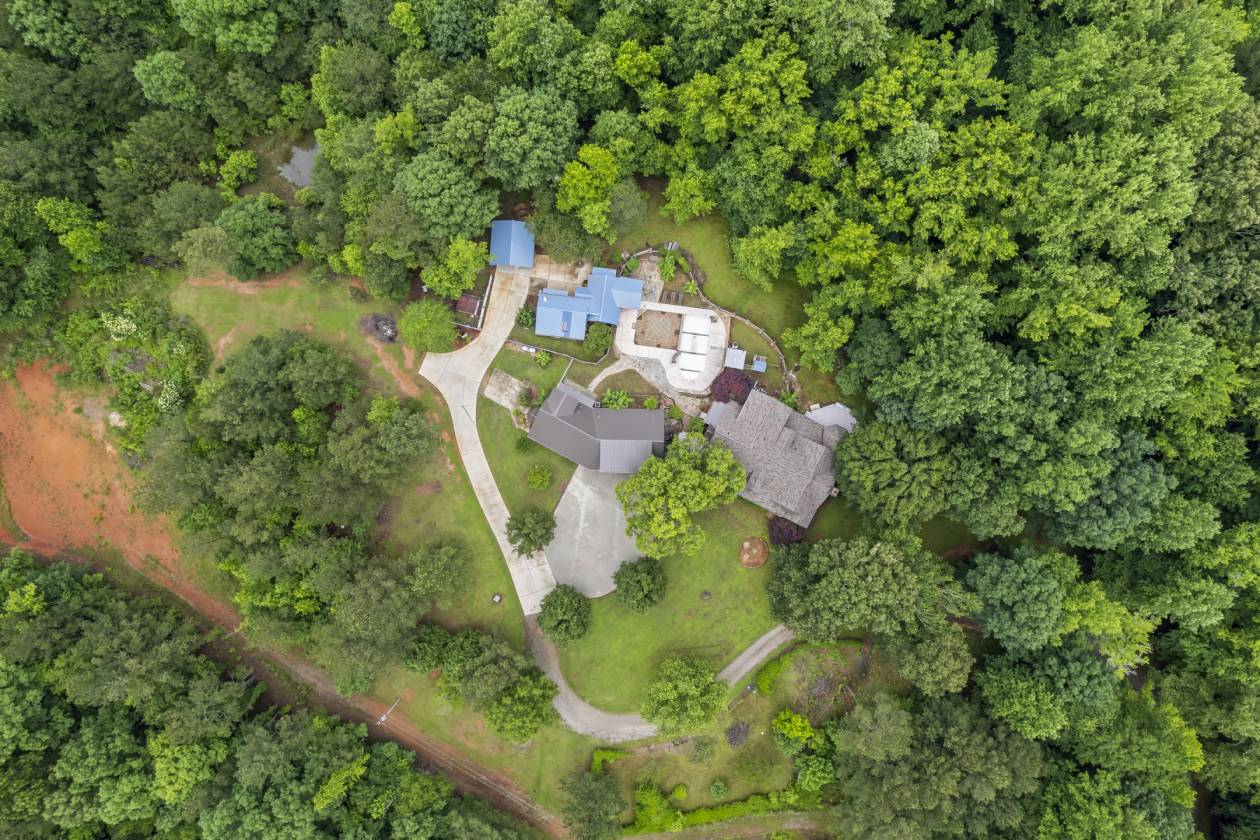 Horse Property for sale.