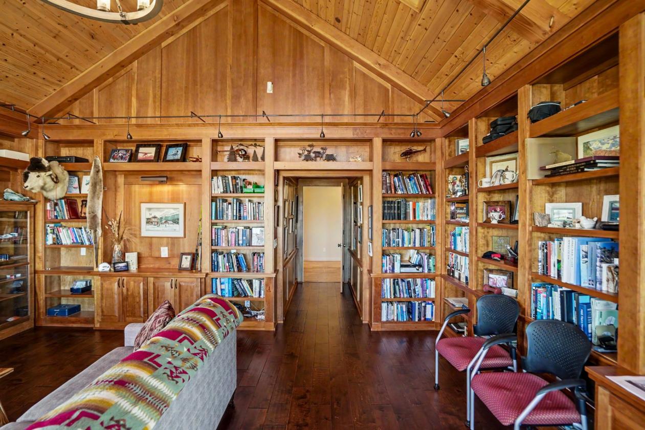 Sensational Equestrian Estate! - photo 14