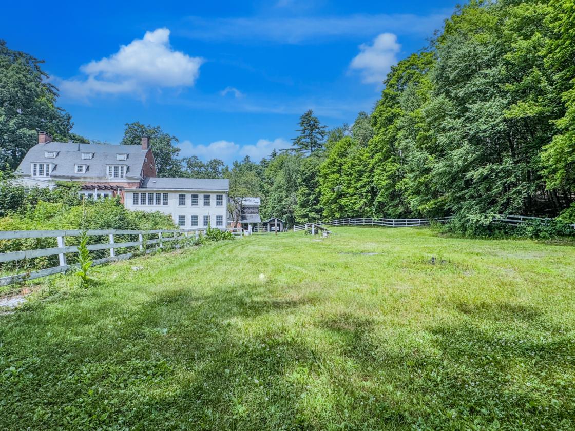 Own a piece of History - Classic Brick Colonial - photo 30