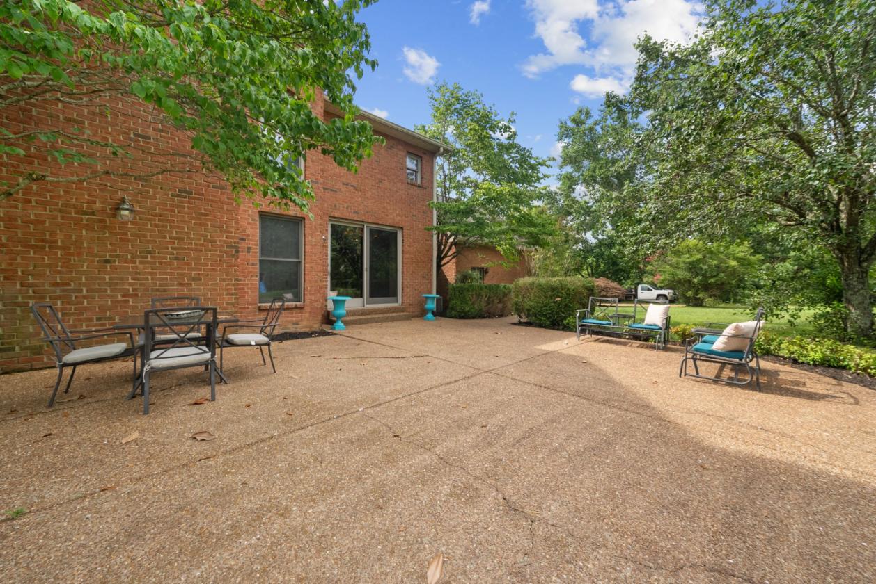43+ Gorgeous Acres, Pond & Home in Leipers Fork - photo 25