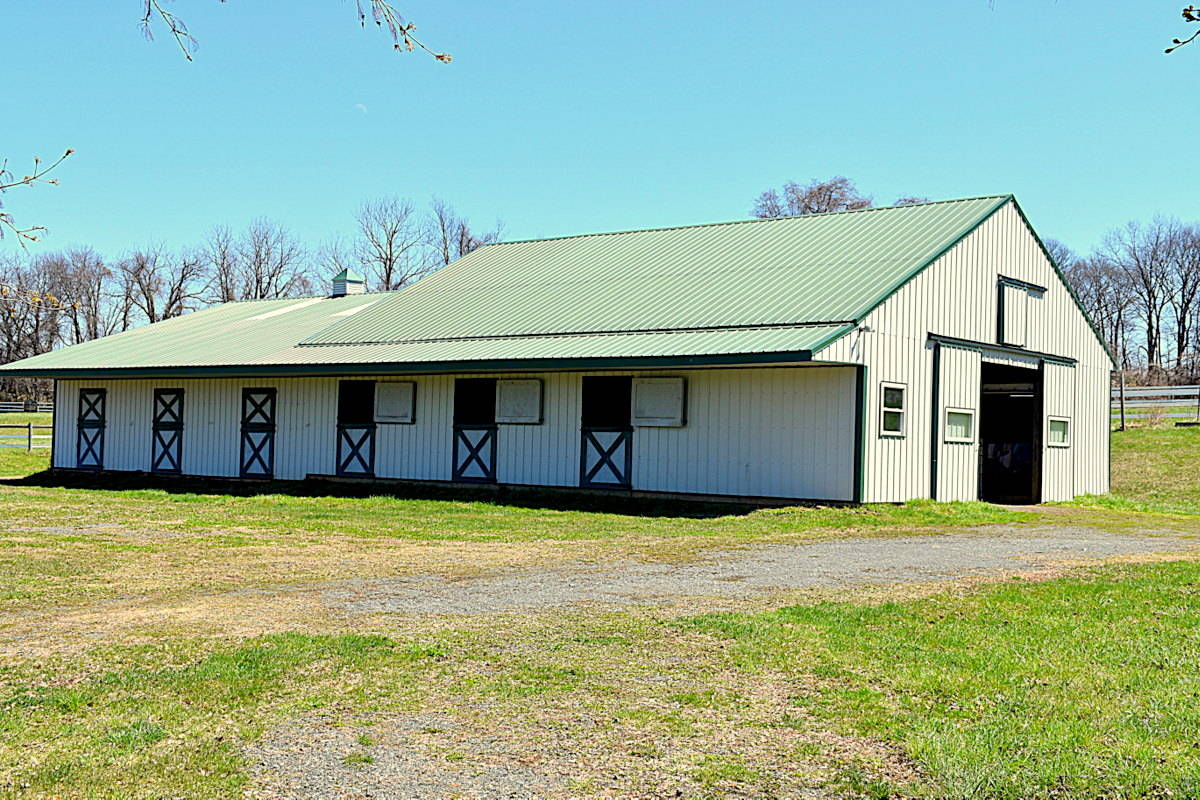 Secluded 19+ acres eastern Berks County equestrian homestead Alburtis