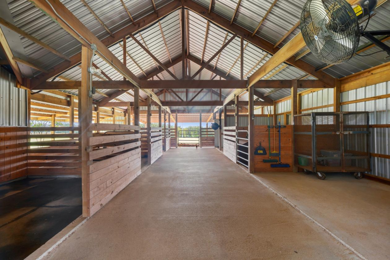20+ Unrestricted Acres | Great Location - photo 7