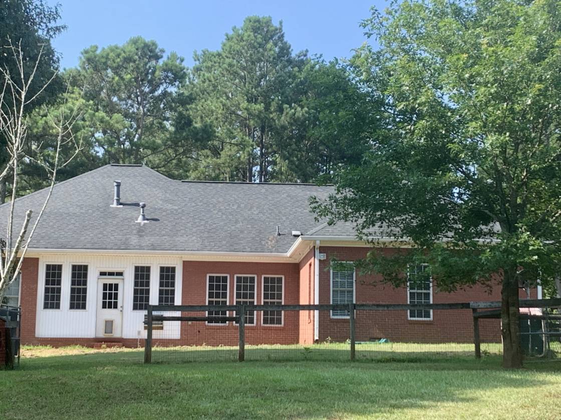 Horse Farm 30 miles SW of Atlanta Brooks, Spalding County,