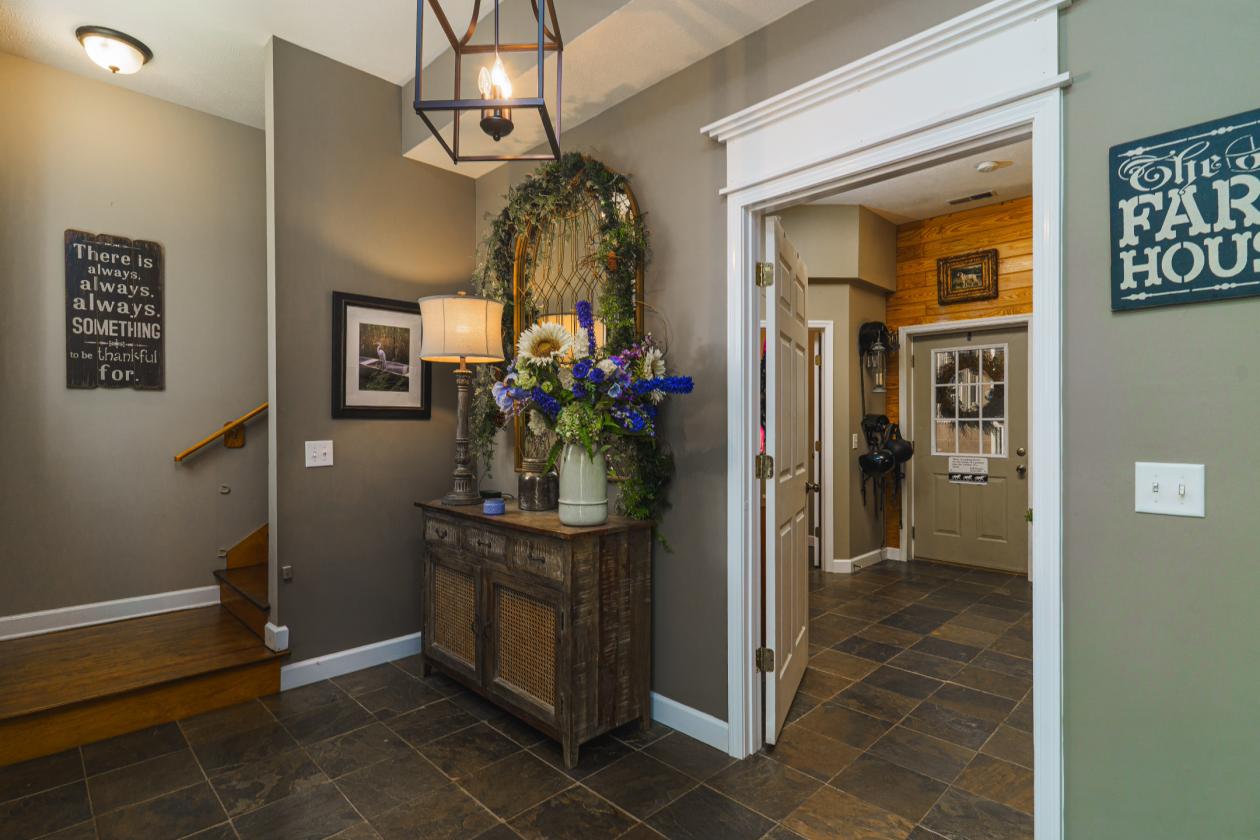 Stunning Equestrian Estate - photo 16