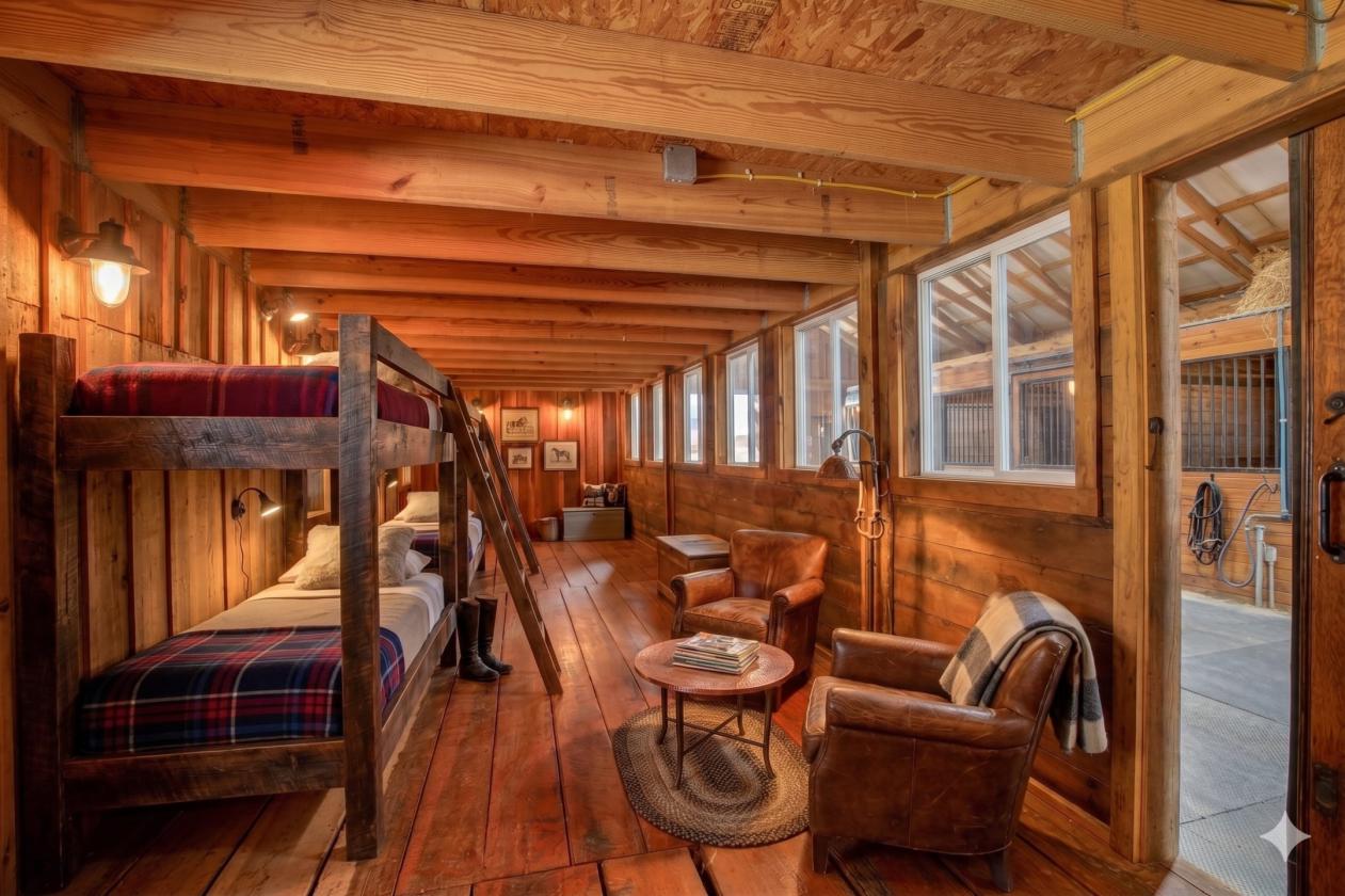 Equestrian Estate or Corporate Retreat near LEAP - photo 11