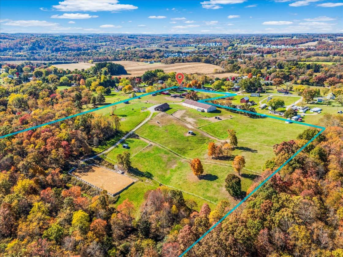 Horse Property for sale.