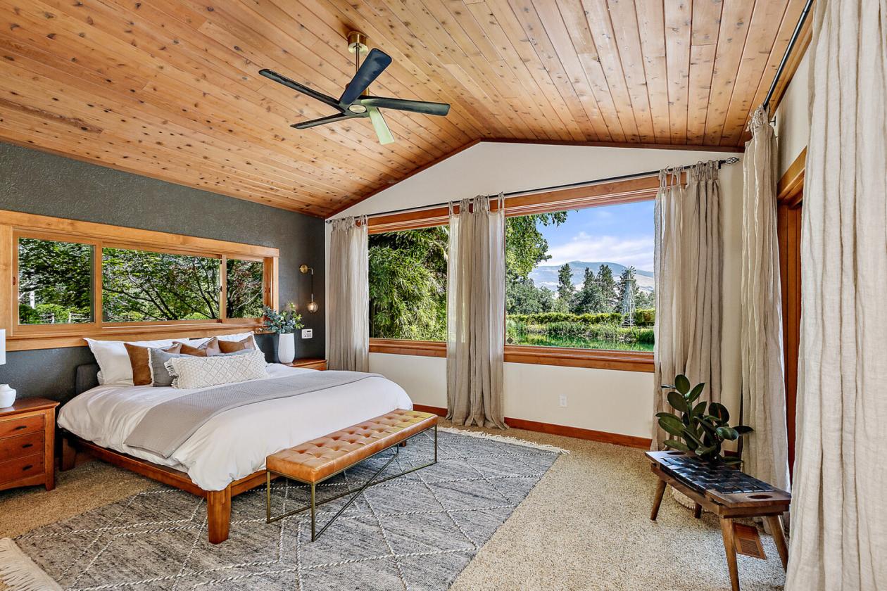 Premier Southern Oregon Equestrian Estate - photo 27