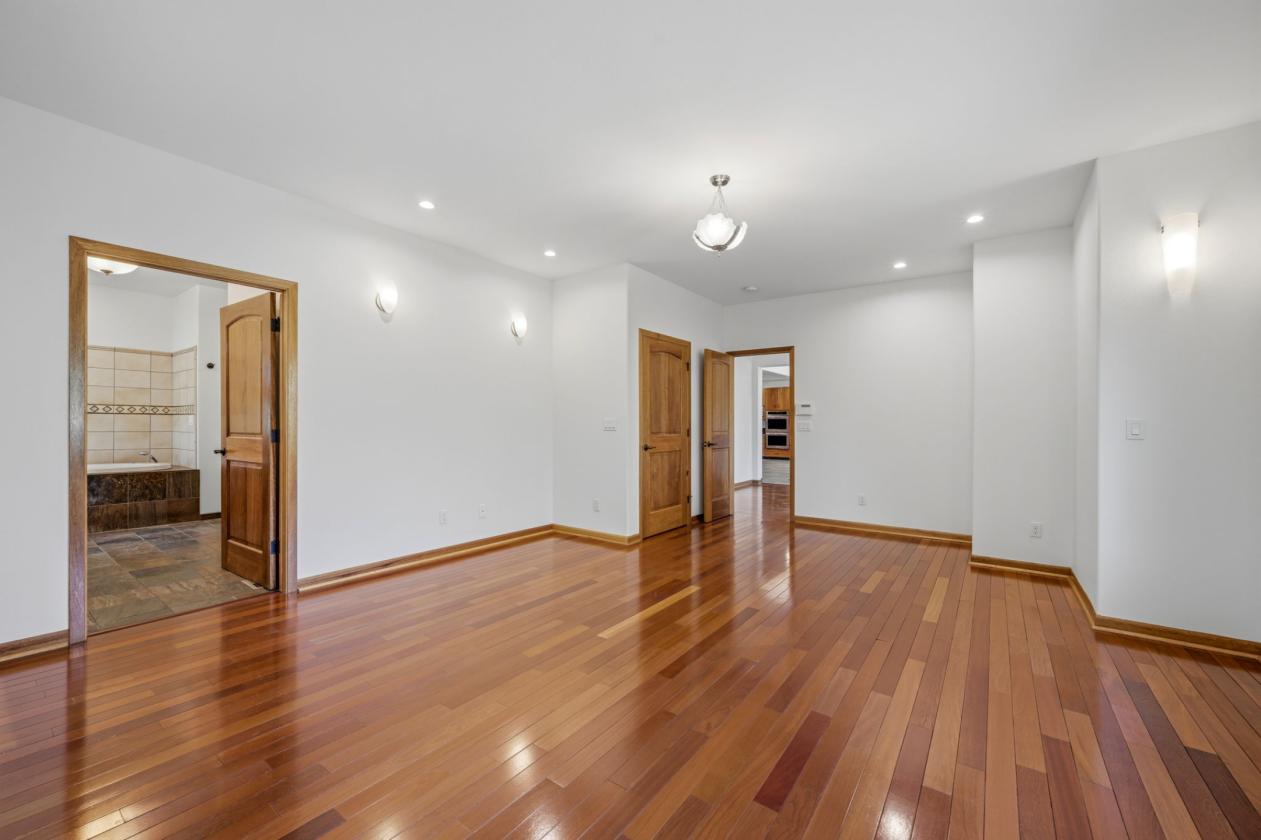 A home and property built for generations - photo 18
