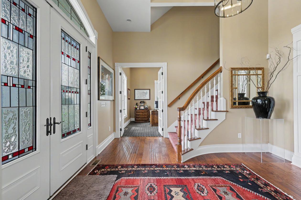 ONE-OF-A-KIND 10 ACRE EQUESTRIAN ESTATE - photo 11