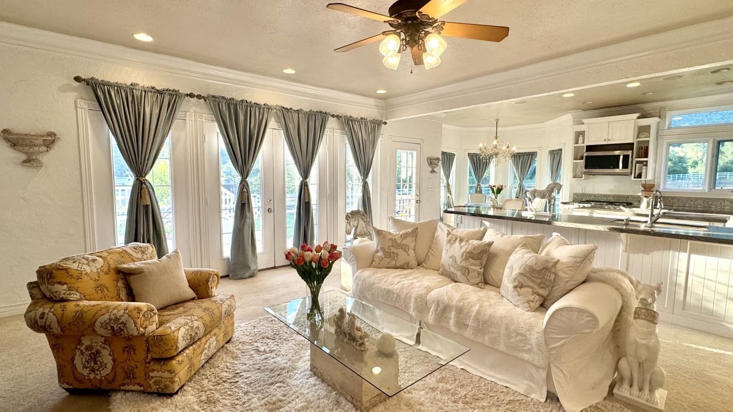Enchanting Equestrian Estate with Covered Riding Arena - photo 15