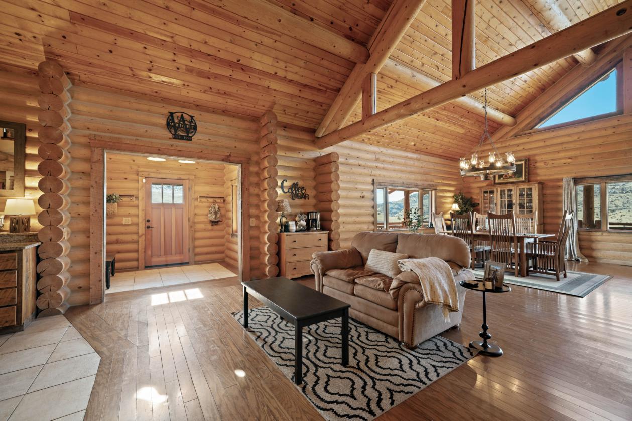 Dream log home on 20 Acres - Fenced & Ready - photo 19