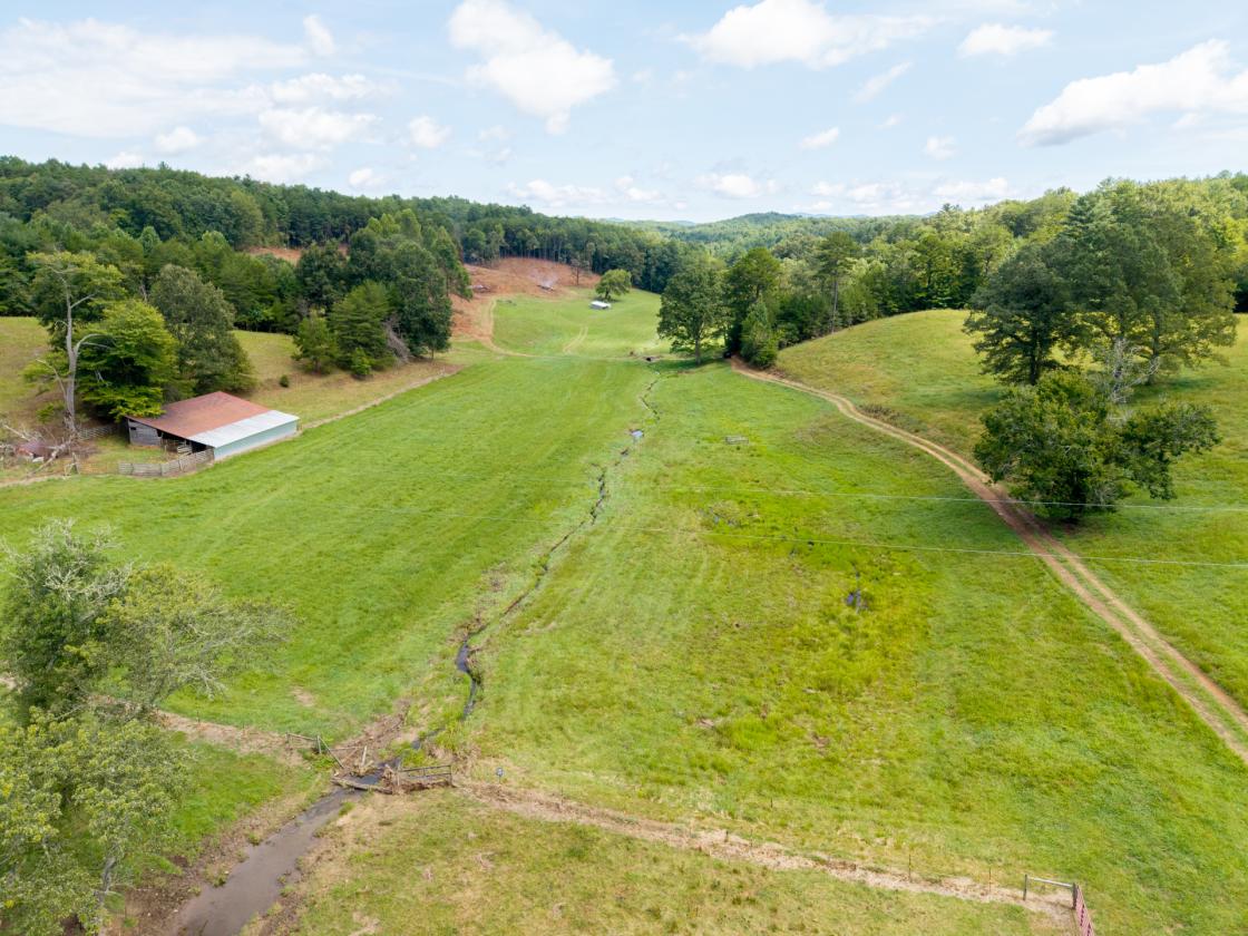 Large Equestrian Estate-Pasture, Mountains, Creeks - photo 25