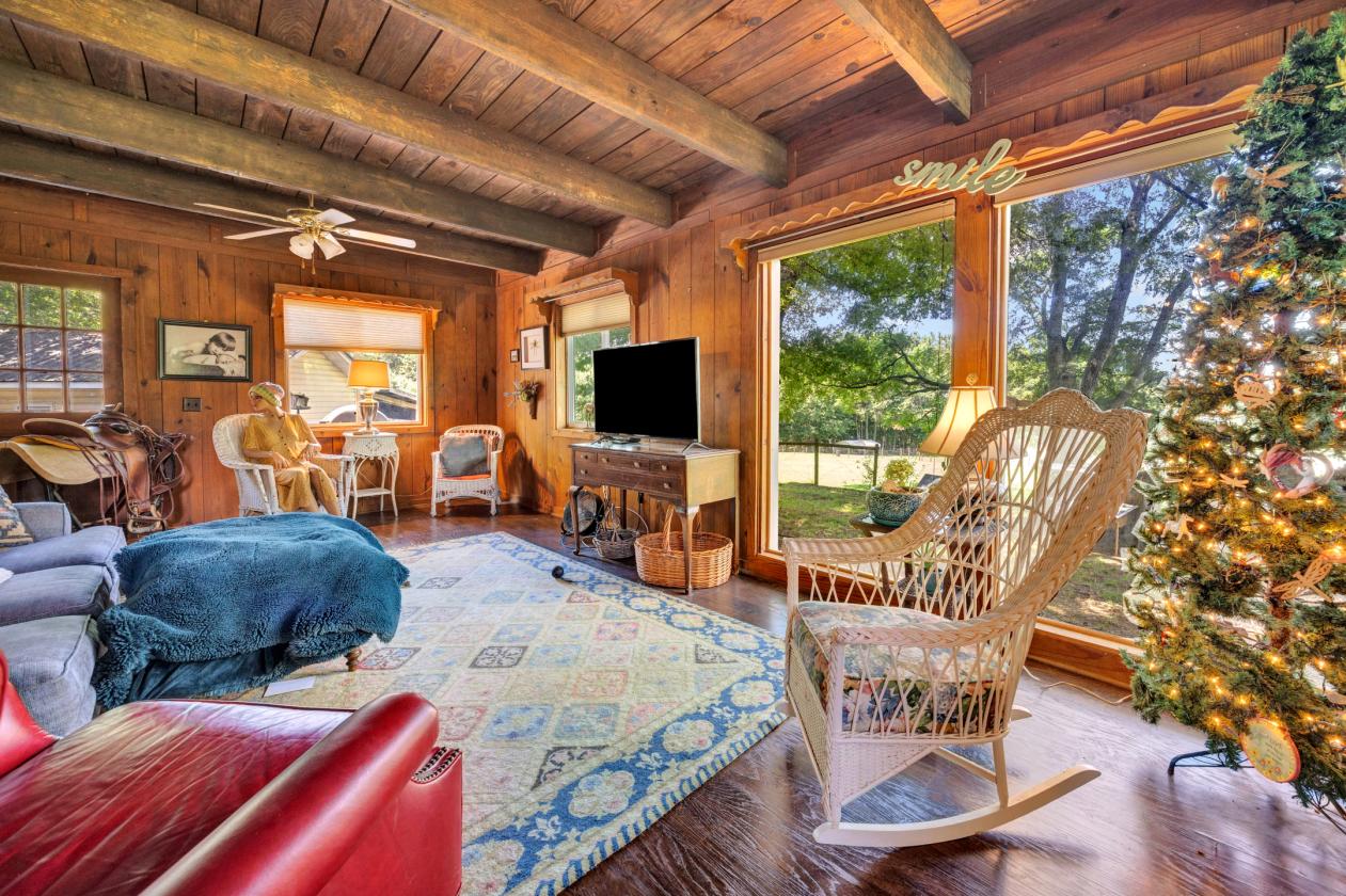 Exceptional 2.98 acre horse property with home - photo 11