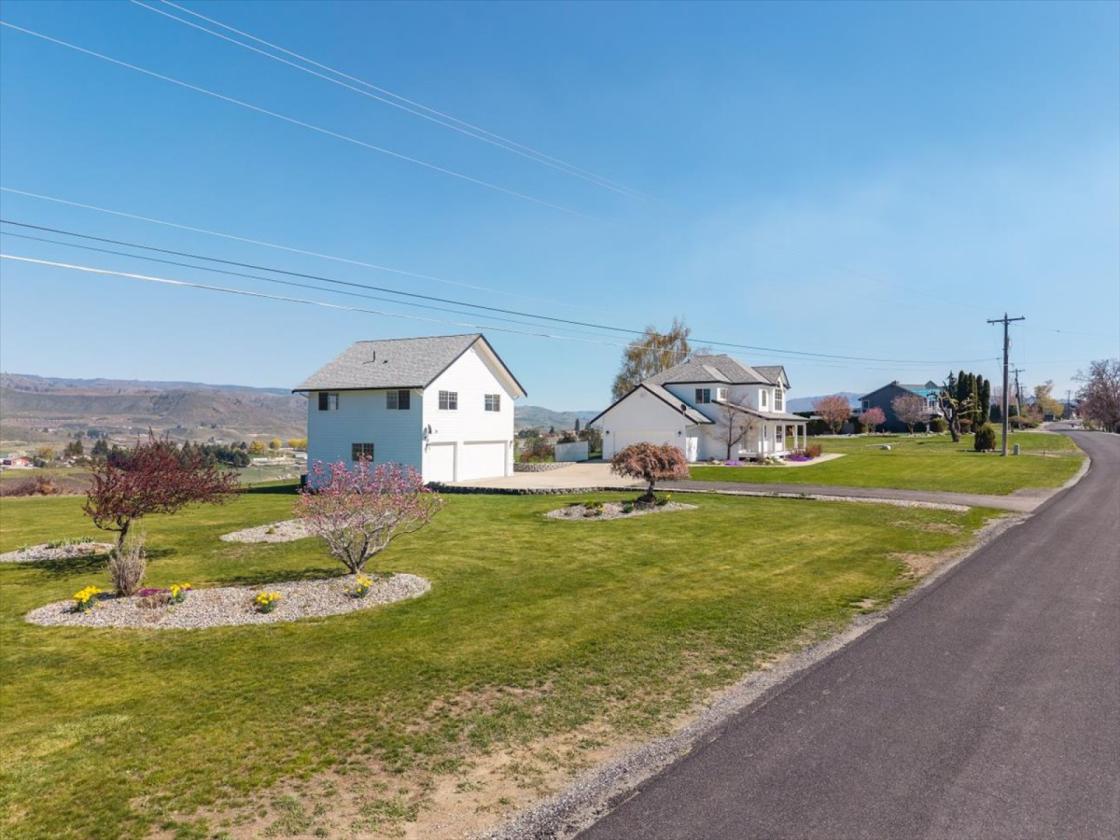 Lake Chelan Retreat - photo 23