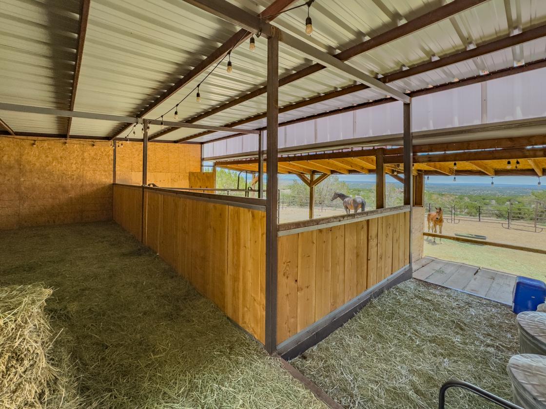 Fantastic Horse Property + Views!!! - photo 7