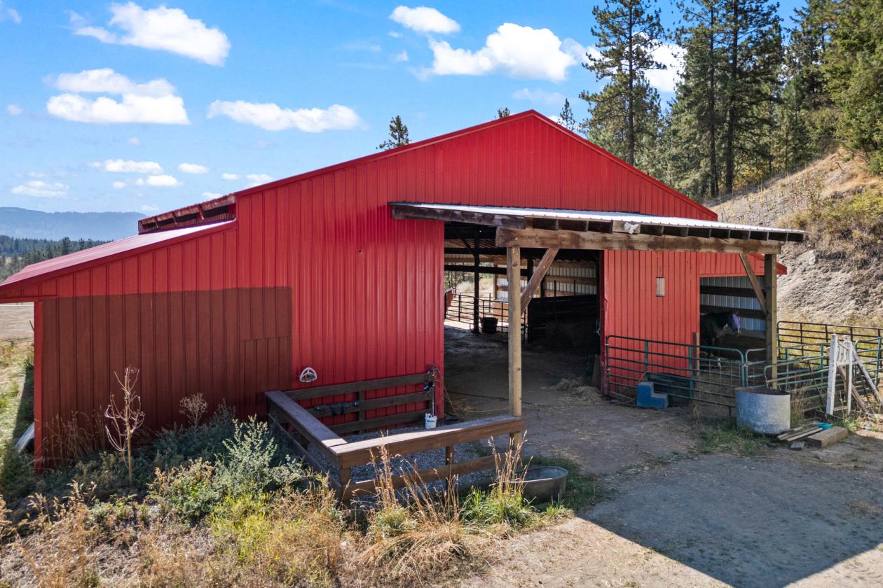 39 acre equestrian property!!! - photo 11