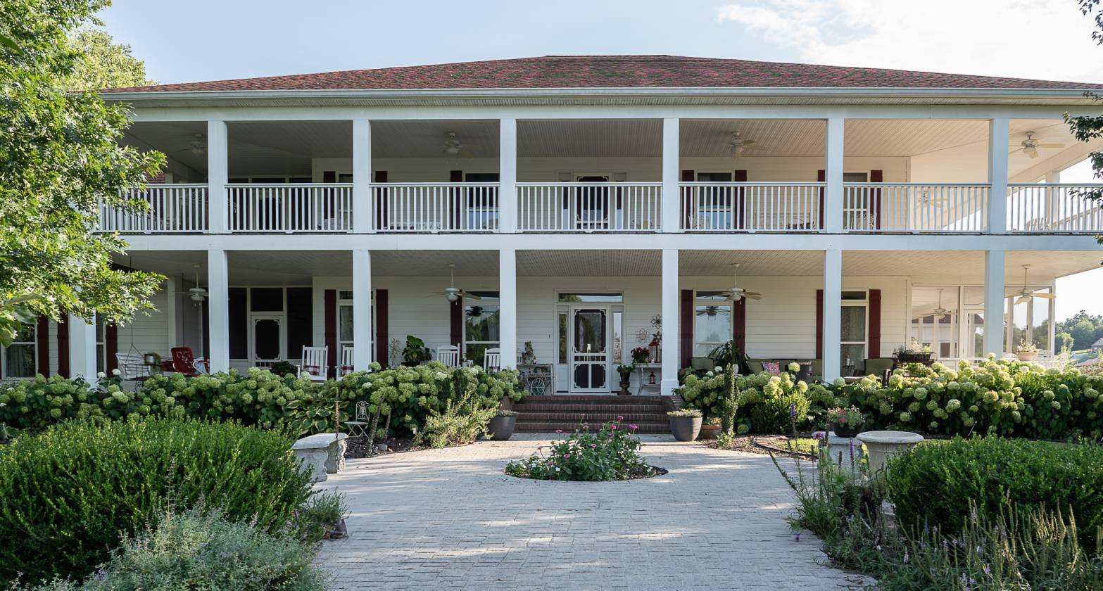 Horse Property for sale.