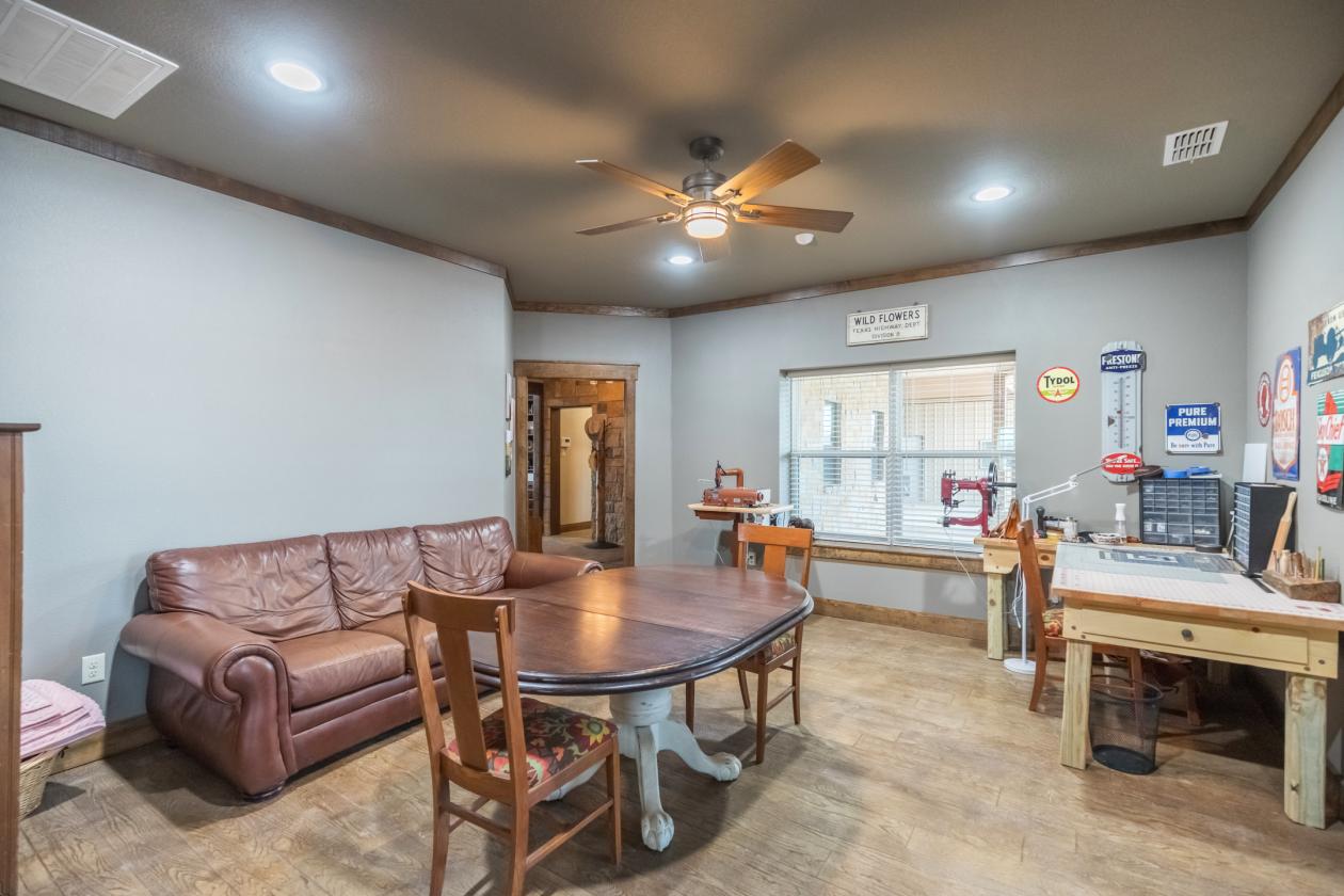 Custom-built Texas Ranch Property in Jim Ned ISD - photo 26