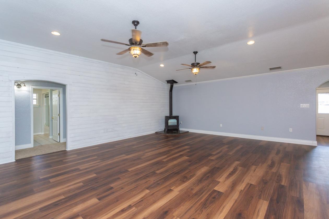 Exceptional 20-acre property - photo 12