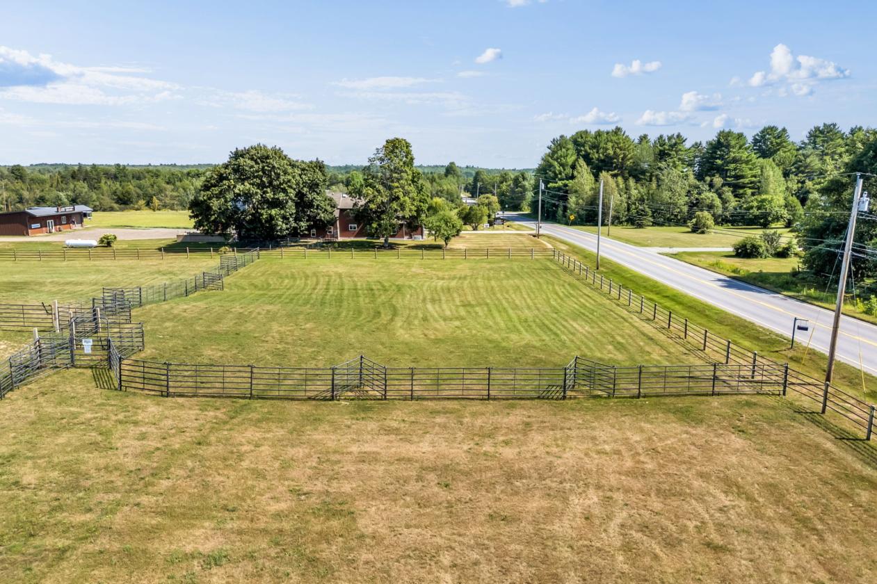 Arena's/Rodeo show & Event Venue almost 100 acres - photo 21
