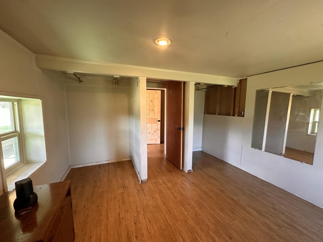 Home on 20 acres - photo 11