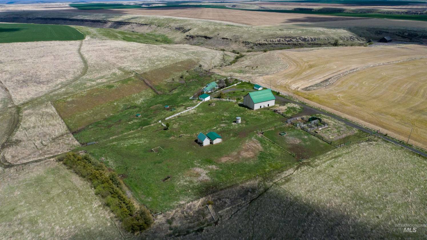 Horse Property for sale.