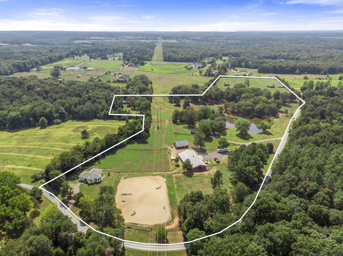 WORKING SHOW FARM 2 HOUSES Catlett, Fauquier County, Virginia