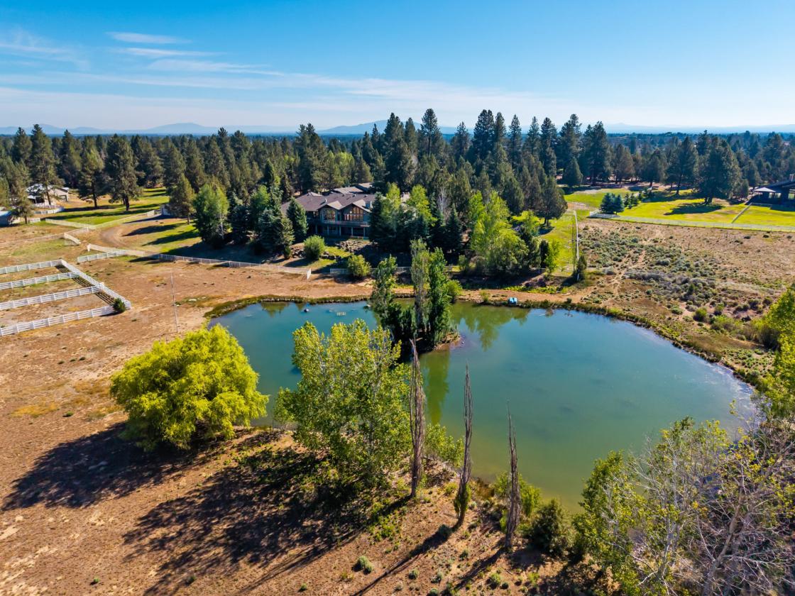 25-Acre Luxury Equestrian Estate in Bend - photo 23