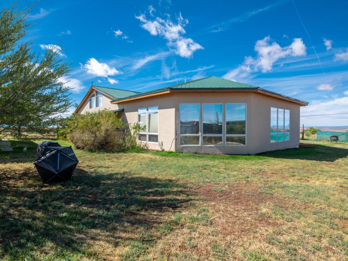 80-Acre Equestrian Ranch - photo 4