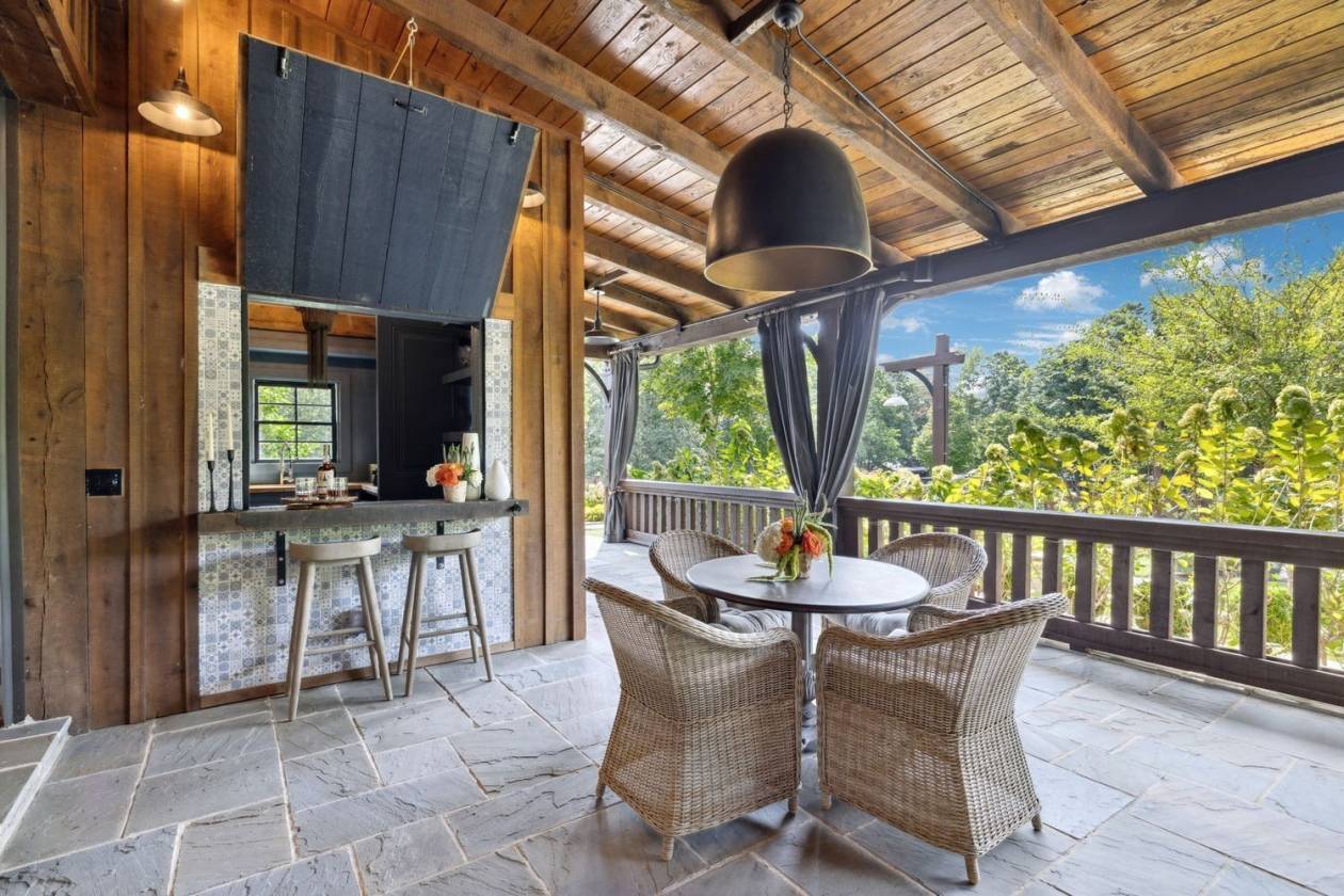 Cortina Farms: 120-Acre Equestrian & Event Estate - photo 14