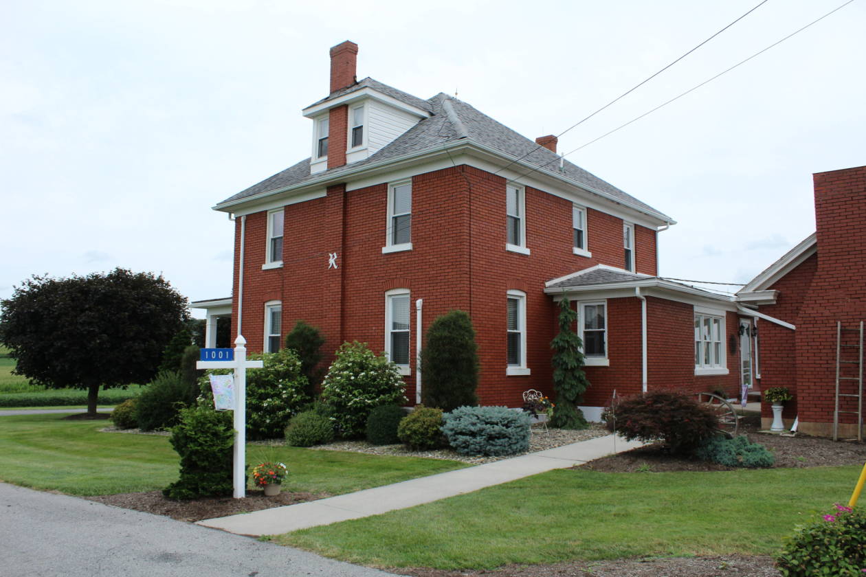 Equestrian Estate with Producing Wedding Venue Opportunity