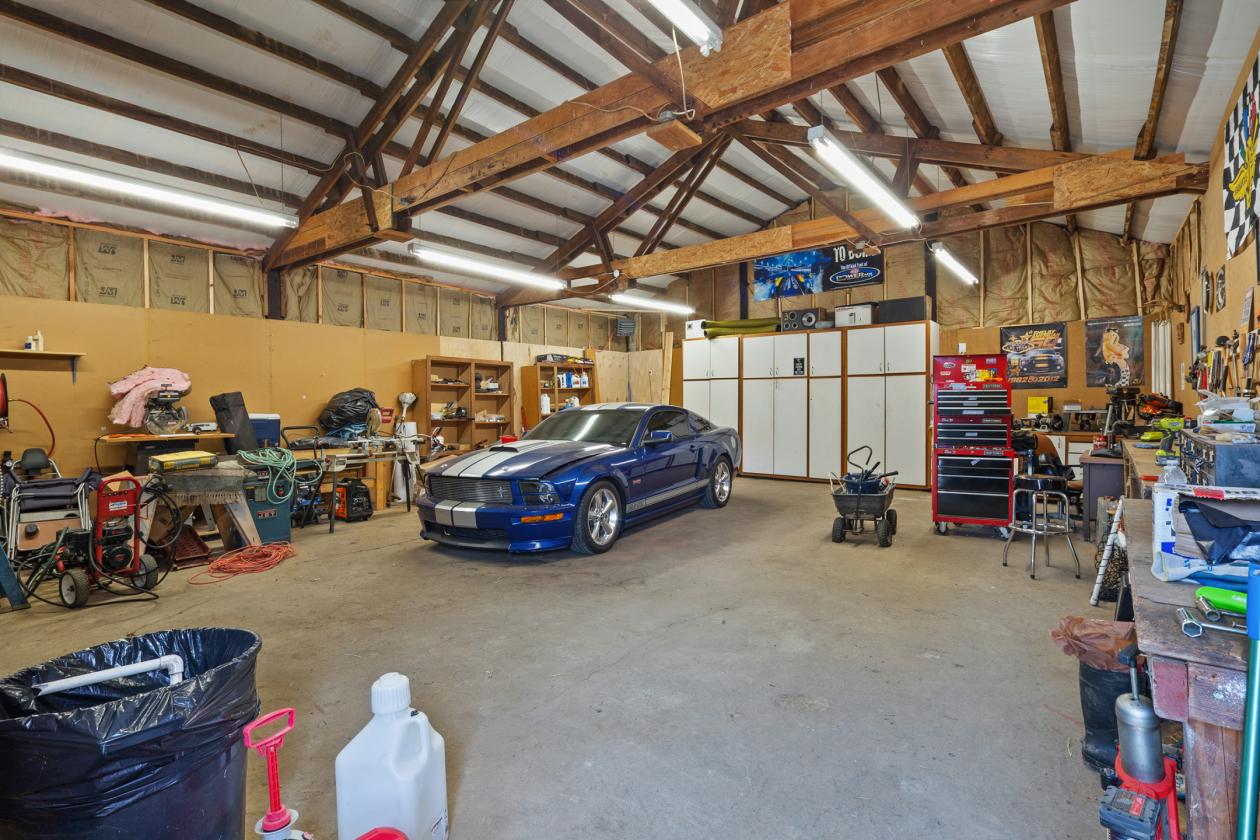 Gated Turnkey 17-Acre Equestrian Facility - photo 17