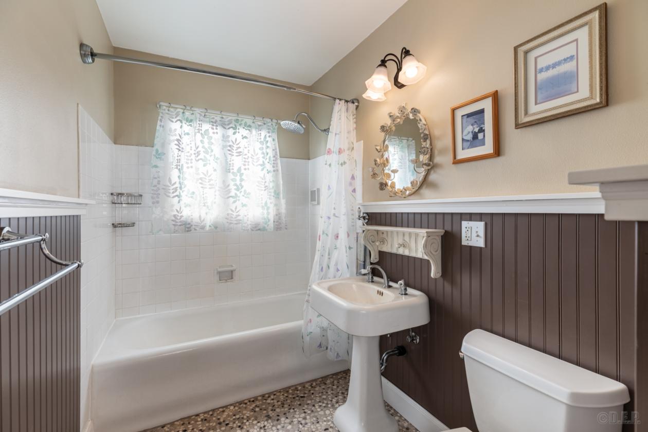 Storybook Home & Timeless Character on 3 acres! - photo 12